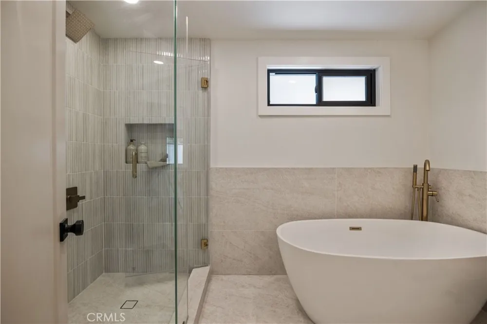 1643 San Ysidro Drive Beverly Hills, CA 90210