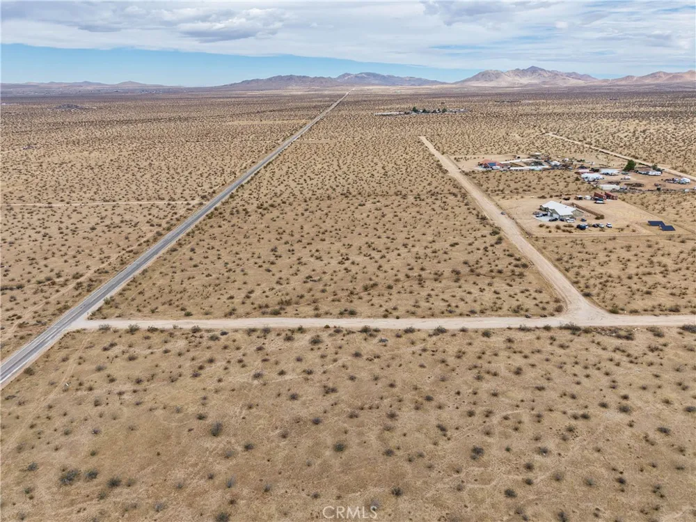 Earlimont Apple Valley, CA 92307