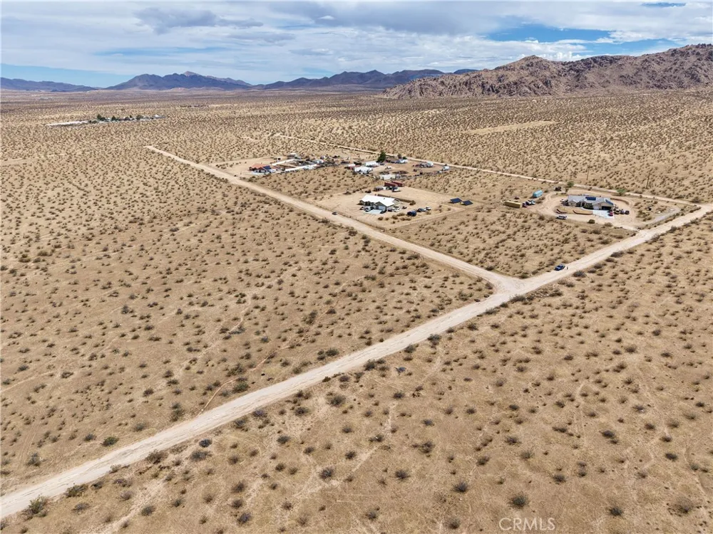 Earlimont Apple Valley, CA 92307