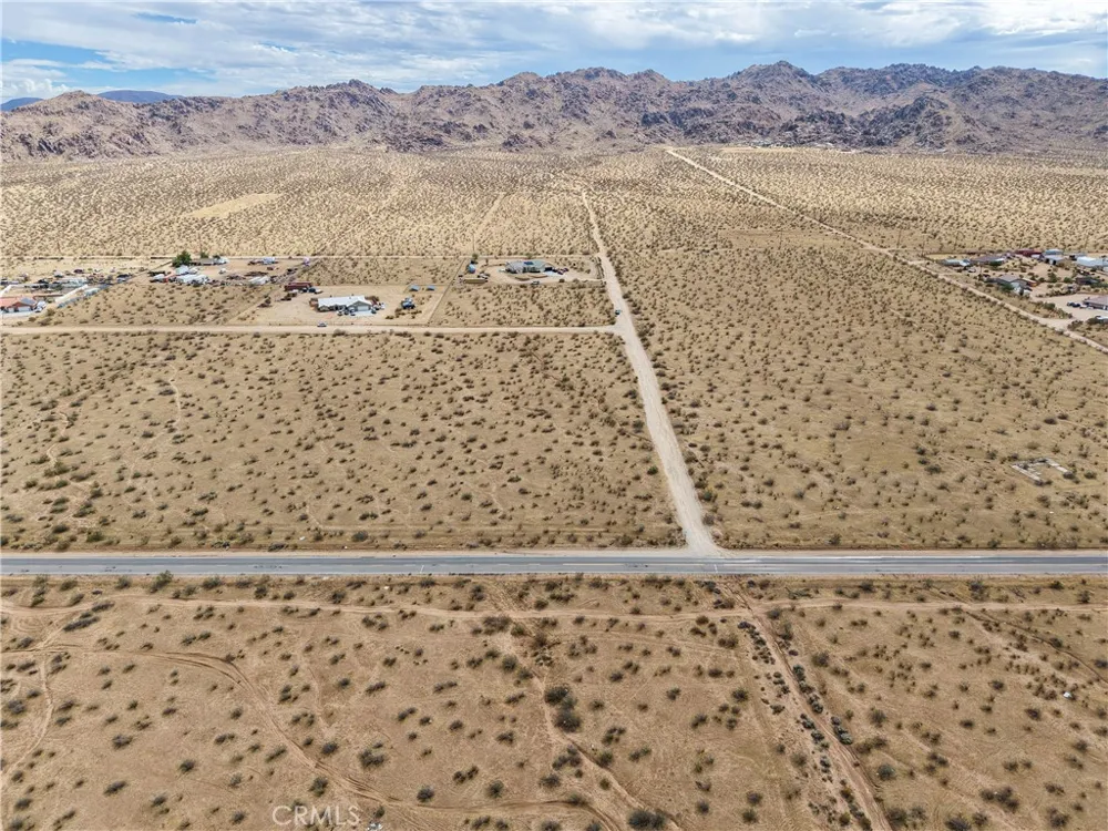 Earlimont Apple Valley, CA 92307