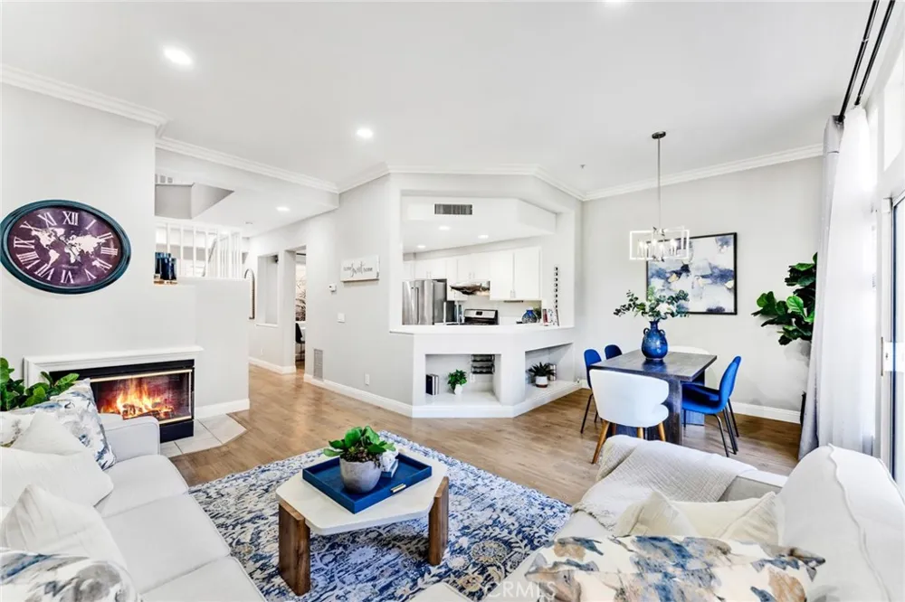 2645 Dunstan Tustin, CA 92782