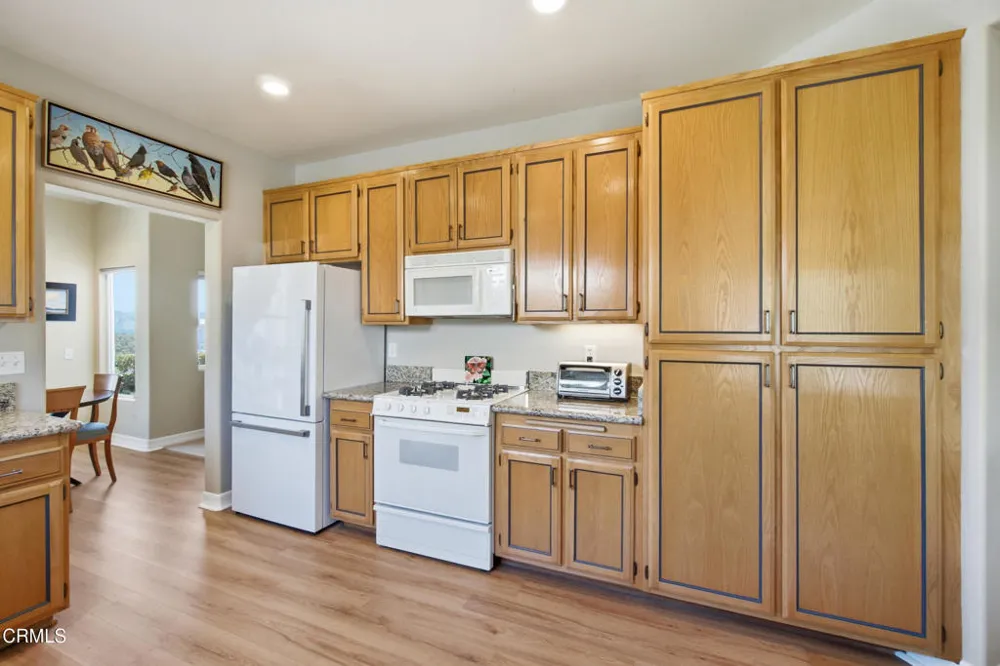 853 Vista Grande Drive Santa Paula, CA 93060