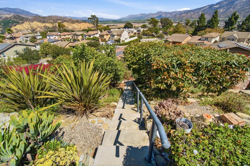 853 Vista Grande Drive Santa Paula, CA 93060