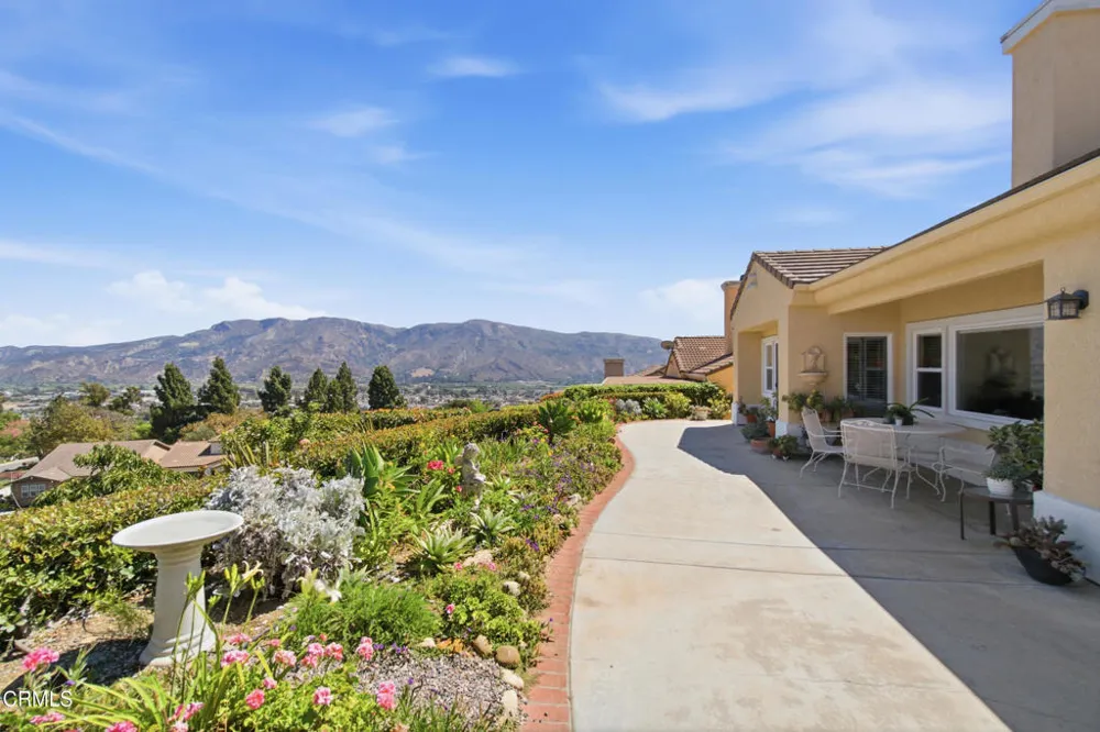 853 Vista Grande Drive Santa Paula, CA 93060