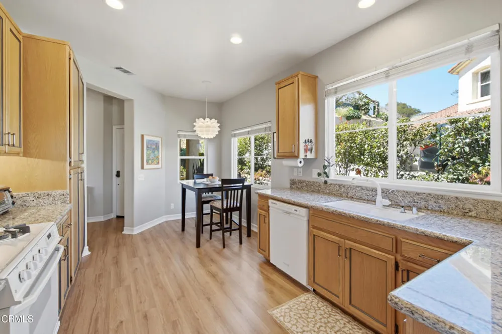 853 Vista Grande Drive Santa Paula, CA 93060