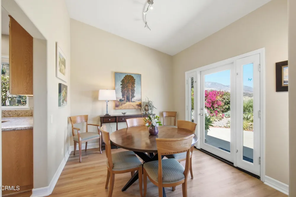853 Vista Grande Drive Santa Paula, CA 93060