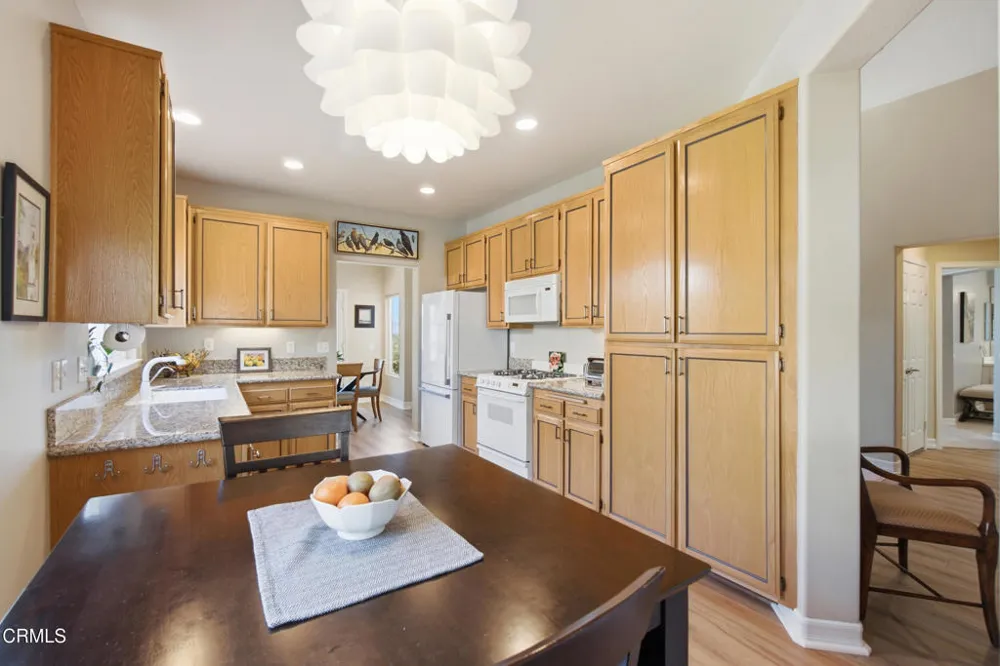 853 Vista Grande Drive Santa Paula, CA 93060
