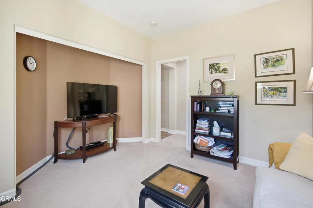 853 Vista Grande Drive Santa Paula, CA 93060