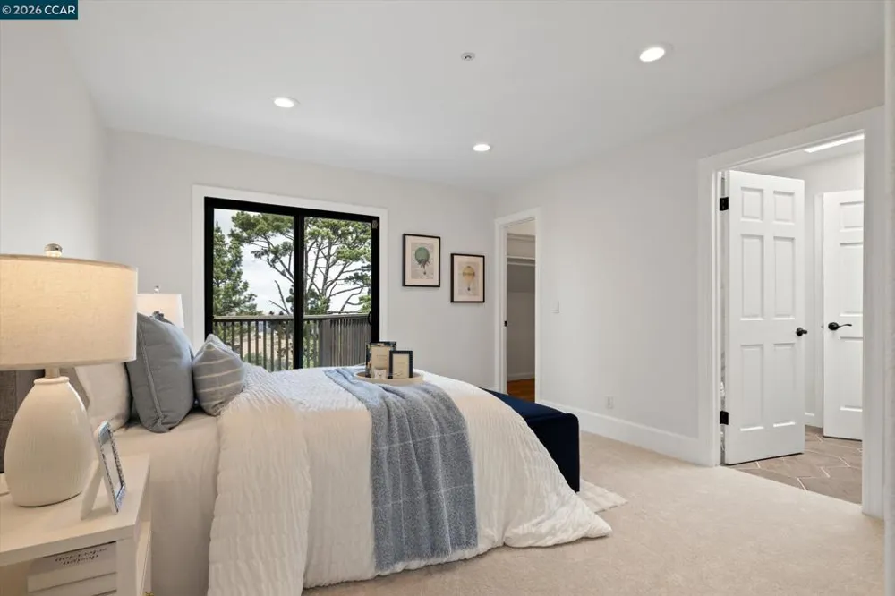 83 Donald Dr Orinda, CA 94563