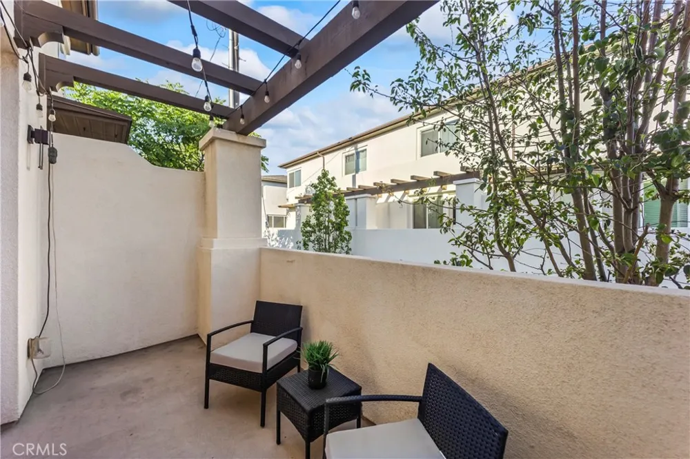 116 6th #B Montebello, CA 90640