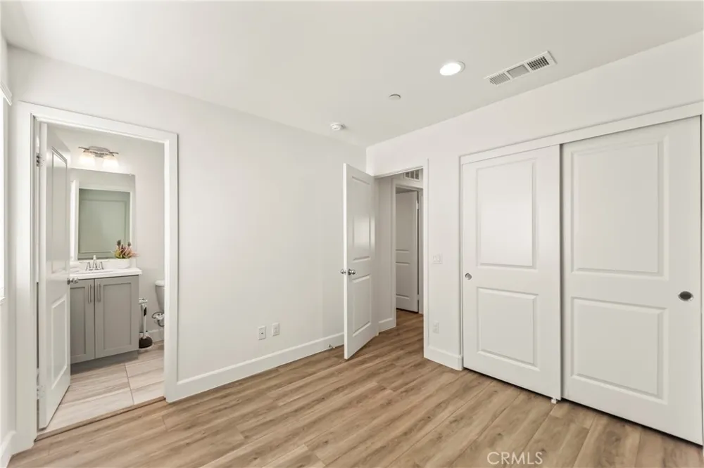 116 6th #B Montebello, CA 90640