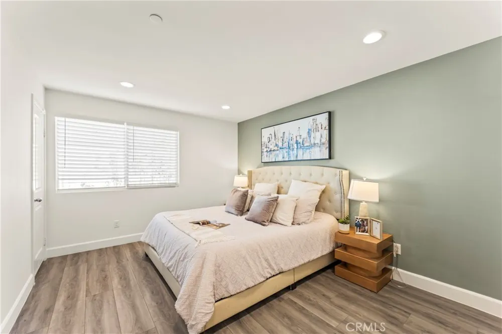 116 6th #B Montebello, CA 90640