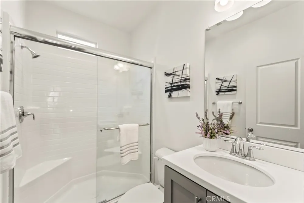 116 6th #B Montebello, CA 90640