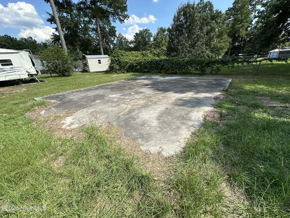10660 Jamestown Drive Laurinburg, NC 28352