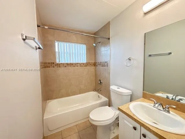 6241 SW #8 North Lauderdale, FL 33068