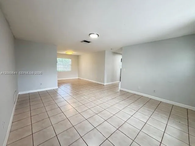 6241 SW #8 North Lauderdale, FL 33068