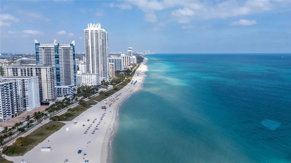 5959 Collins Ave #1503 Miami Beach, FL 33140