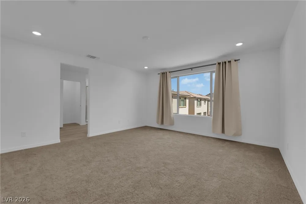 5925 Obsidian Sky Avenue Las Vegas, NV 89141