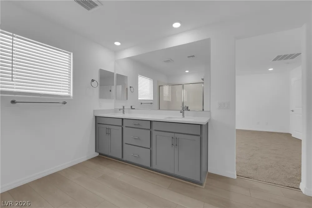 5925 Obsidian Sky Avenue Las Vegas, NV 89141