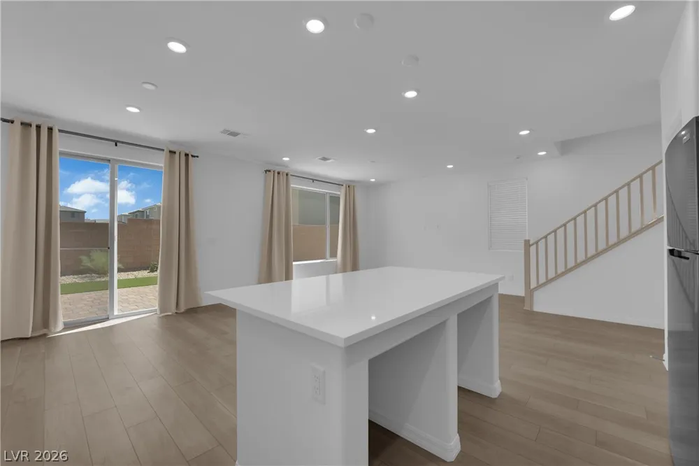 5925 Obsidian Sky Avenue Las Vegas, NV 89141