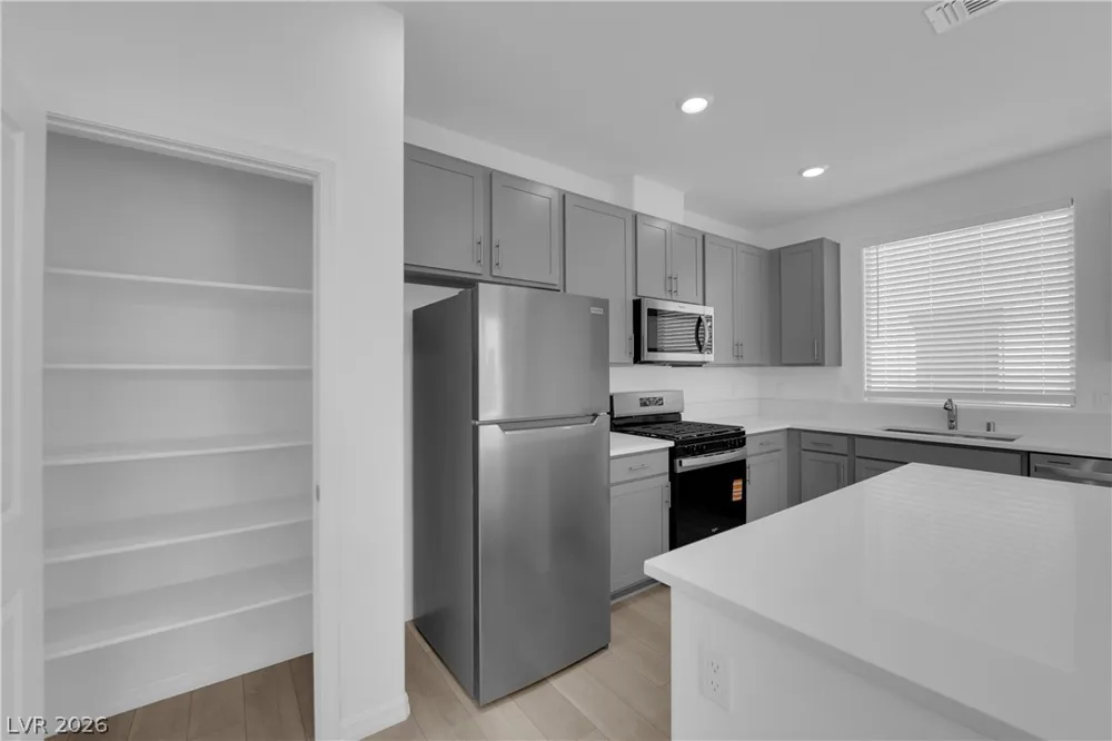 5925 Obsidian Sky Avenue Las Vegas, NV 89141