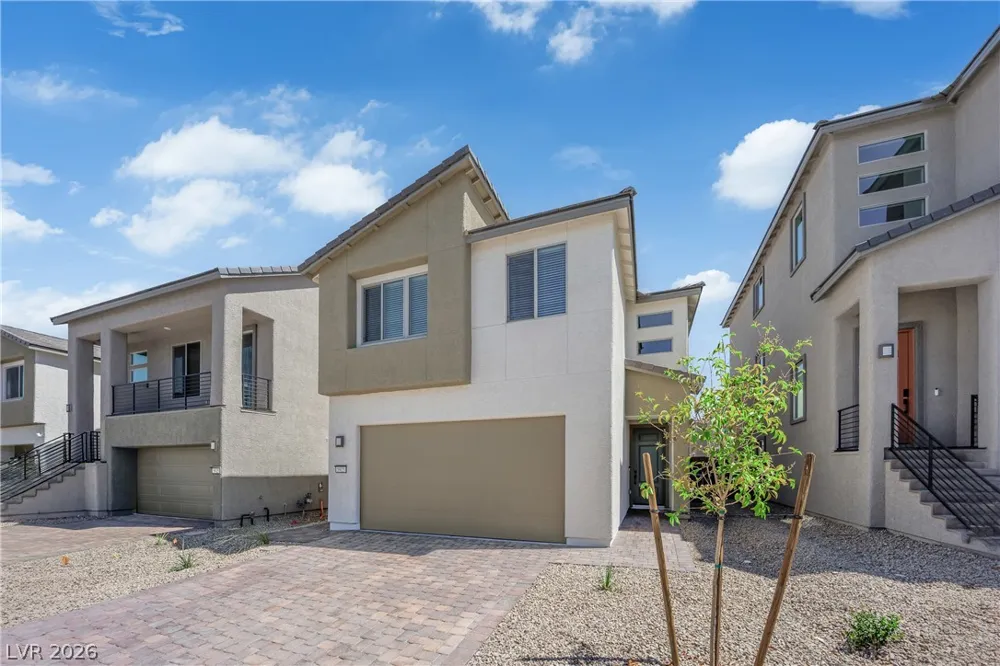 5925 Obsidian Sky Avenue Las Vegas, NV 89141