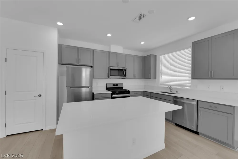 5925 Obsidian Sky Avenue Las Vegas, NV 89141