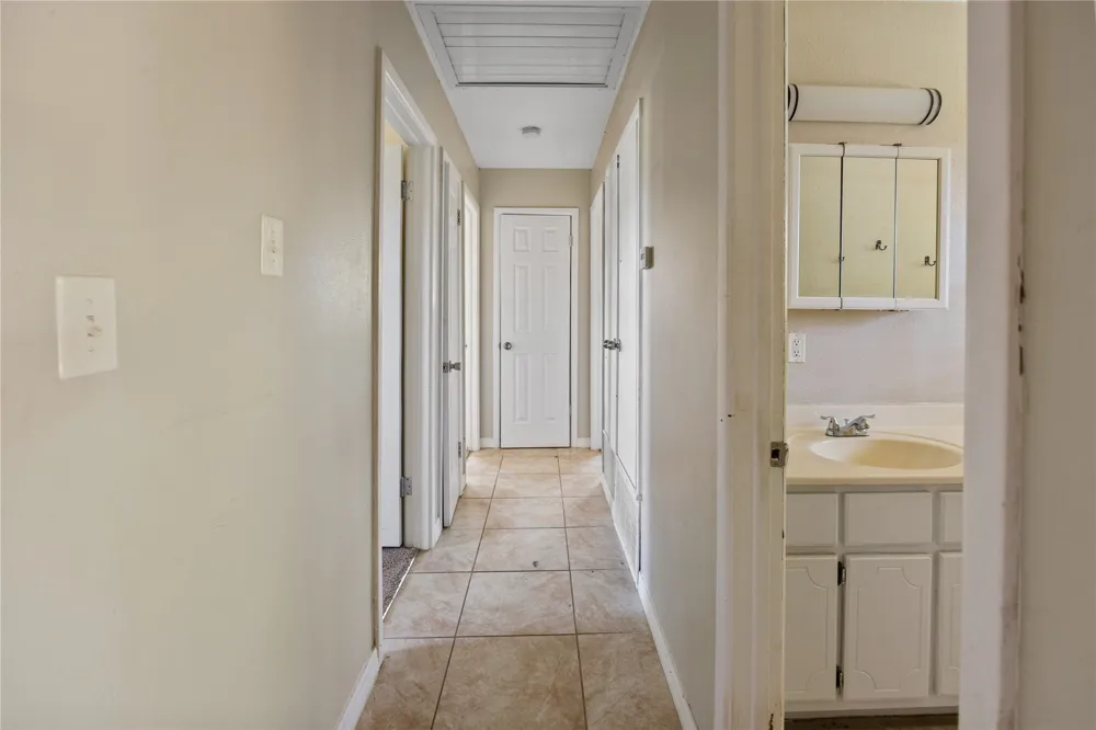 123 Lincoln Avenue Wagoner, OK 74467