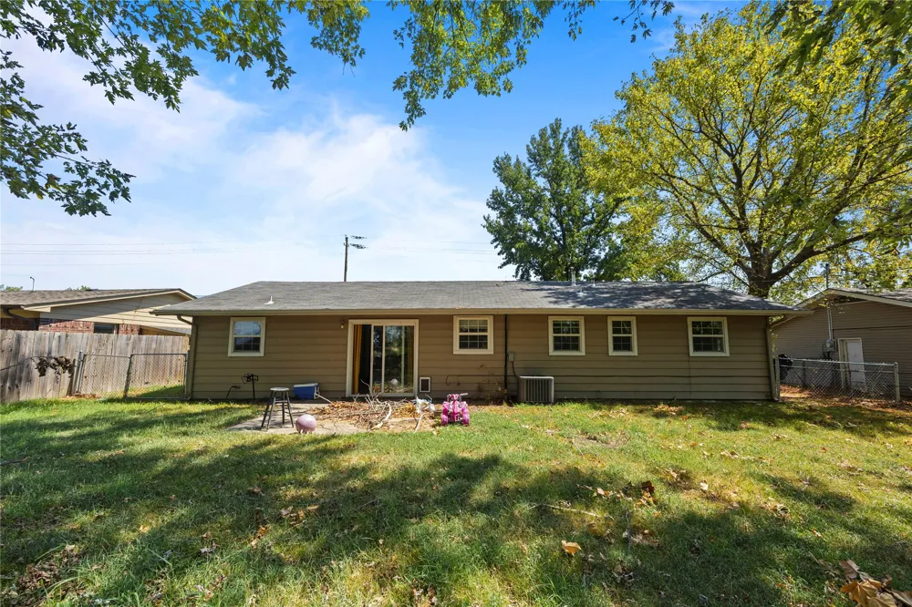 123 Lincoln Avenue Wagoner, OK 74467