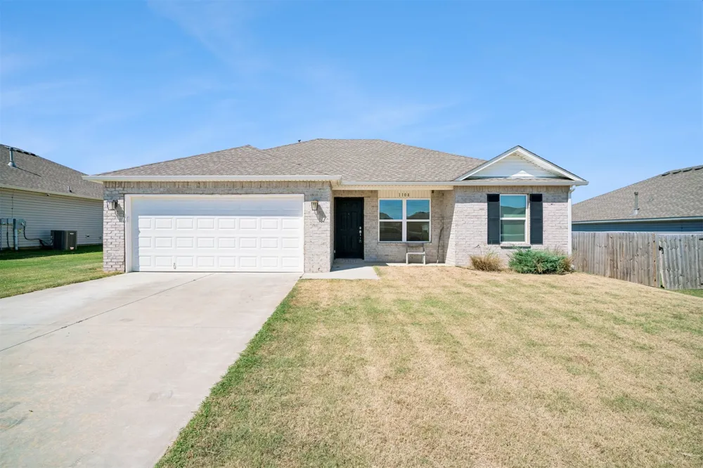 1108 W Abilene Road Claremore, OK 74019