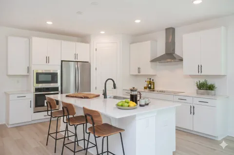 2372 Williamsport Landing
