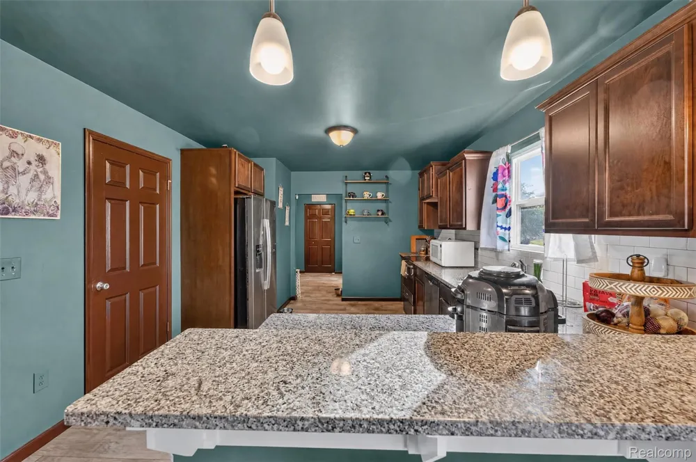 4080 Meadow Walk Boulevard Grand Blanc Charter Township, MI 48439