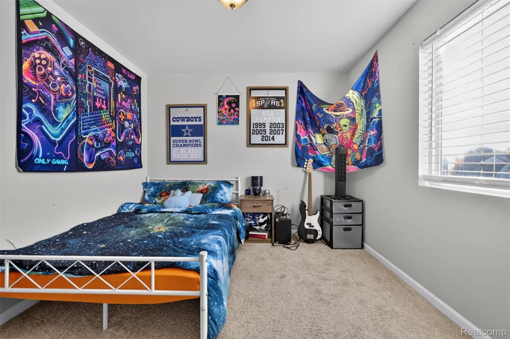 4080 Meadow Walk Boulevard Grand Blanc Charter Township, MI 48439