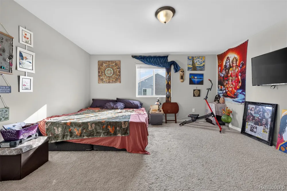 4080 Meadow Walk Boulevard Grand Blanc Charter Township, MI 48439
