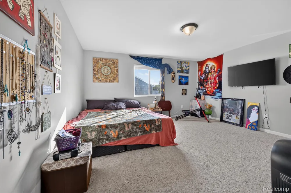 4080 Meadow Walk Boulevard Grand Blanc Charter Township, MI 48439