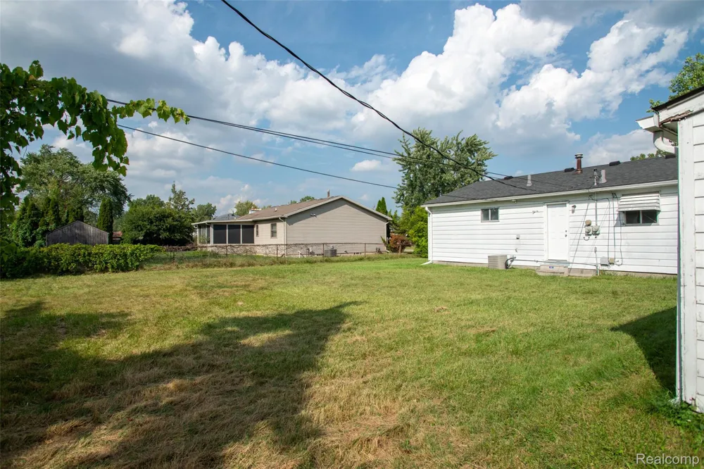 33711 Floyd Street Clinton Charter Township, MI 48035