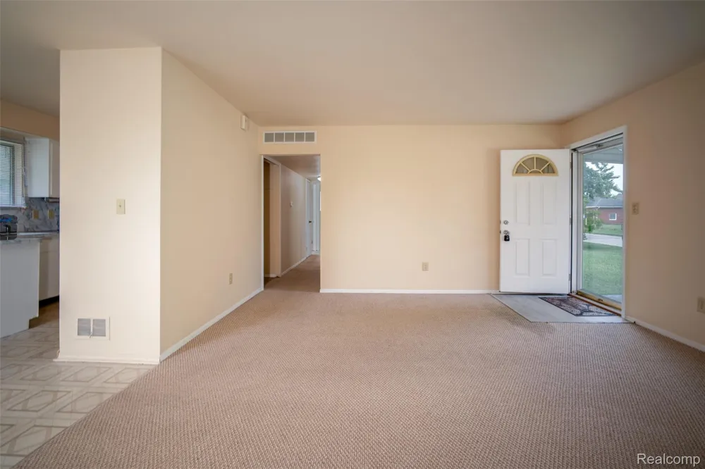 33711 Floyd Street Clinton Charter Township, MI 48035