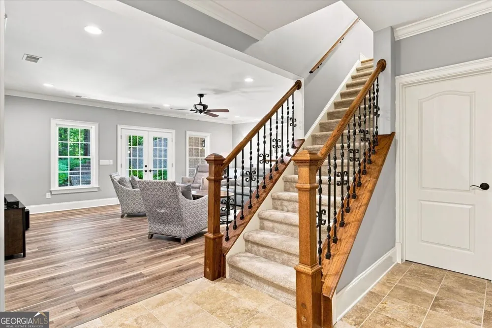 6163 TALMADGE RUN Acworth, GA 30101