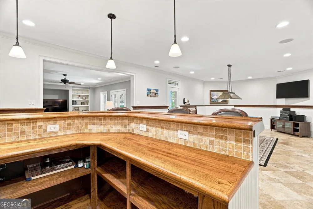 6163 TALMADGE RUN Acworth, GA 30101