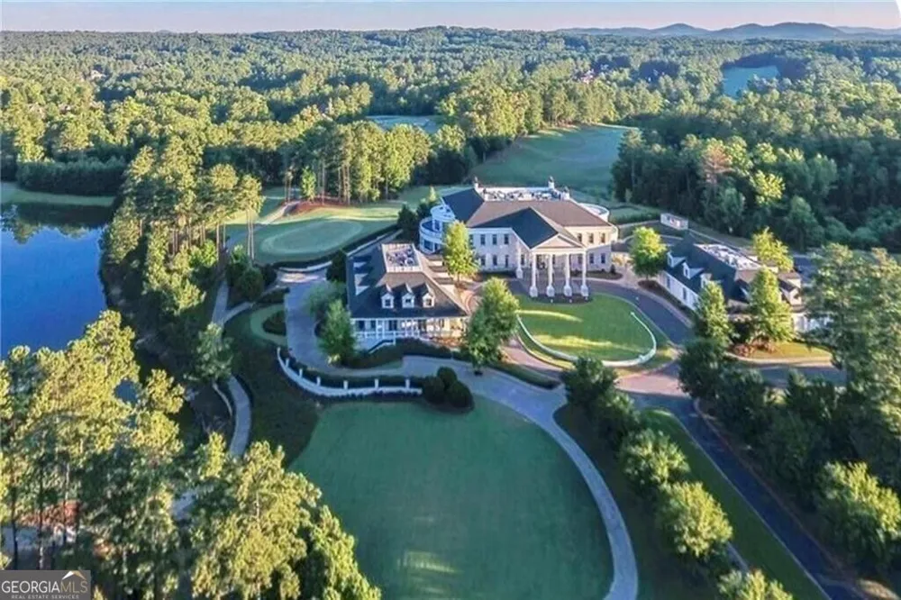 6163 TALMADGE RUN Acworth, GA 30101