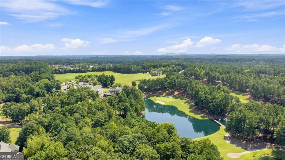 6163 TALMADGE RUN Acworth, GA 30101