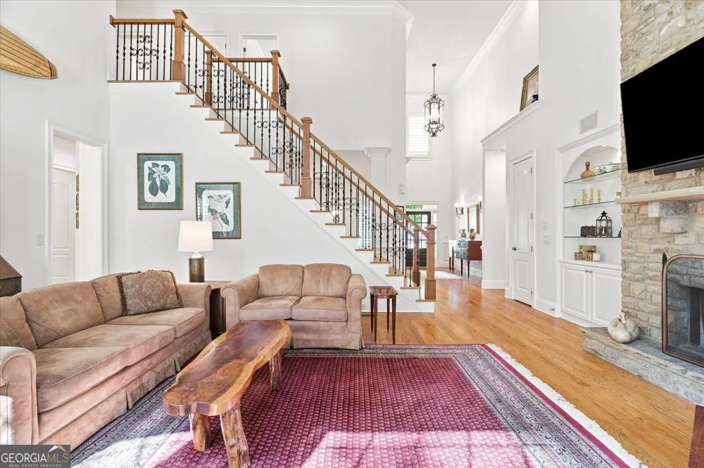 6163 TALMADGE RUN Acworth, GA 30101