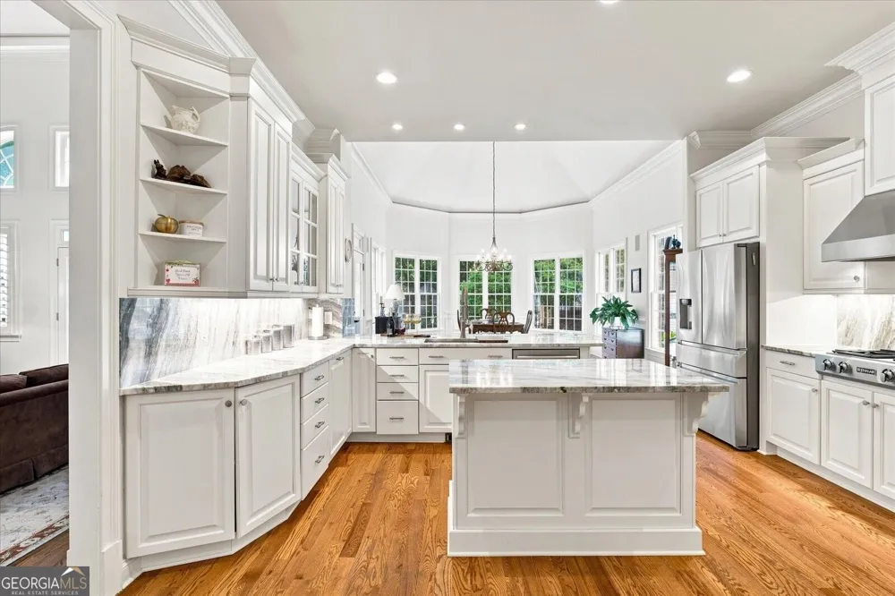 6163 TALMADGE RUN Acworth, GA 30101