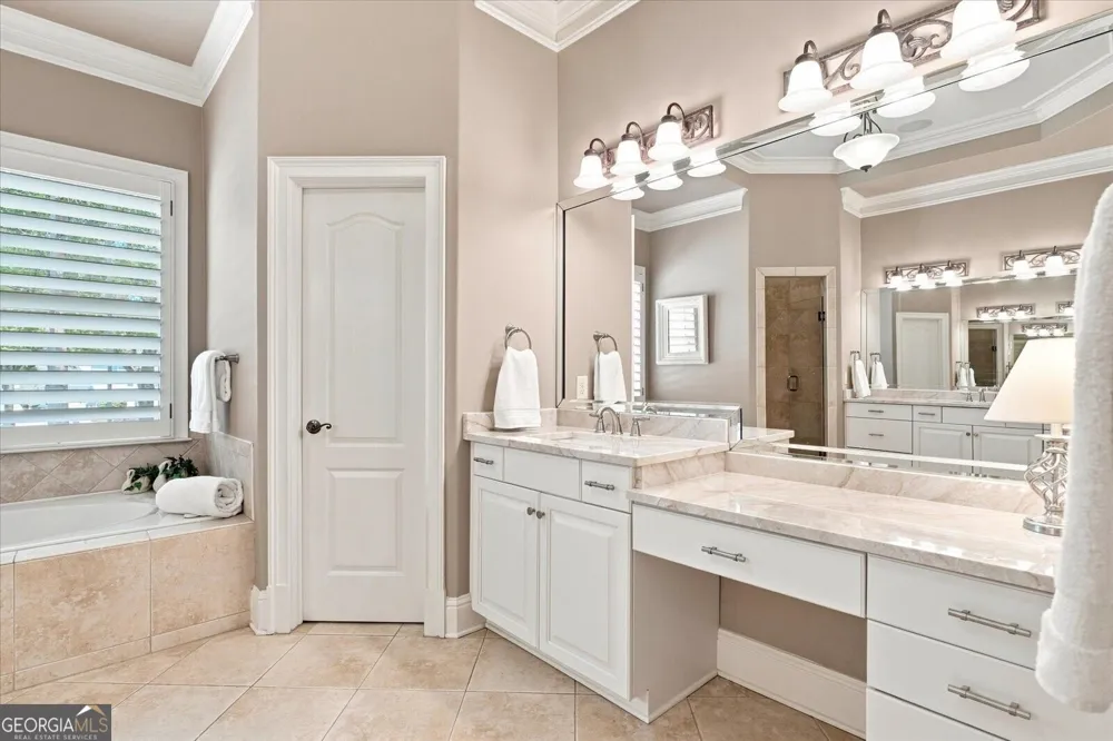 6163 TALMADGE RUN Acworth, GA 30101