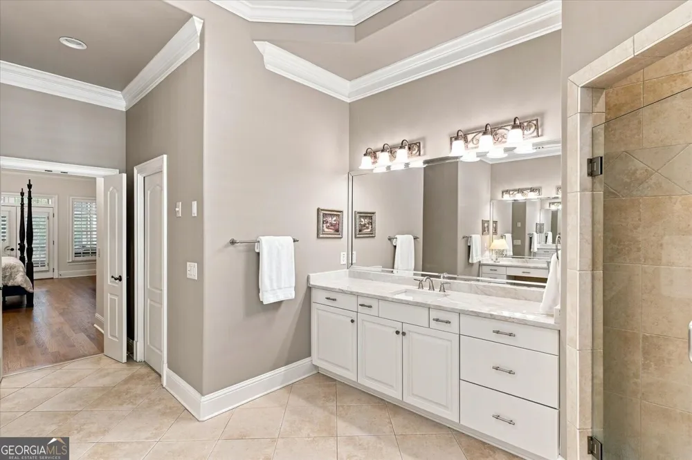 6163 TALMADGE RUN Acworth, GA 30101