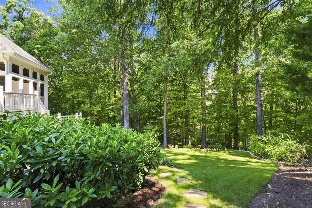 6163 TALMADGE RUN Acworth, GA 30101