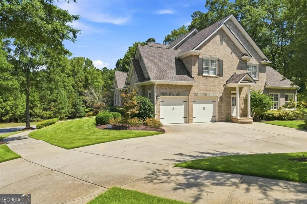6163 TALMADGE RUN Acworth, GA 30101