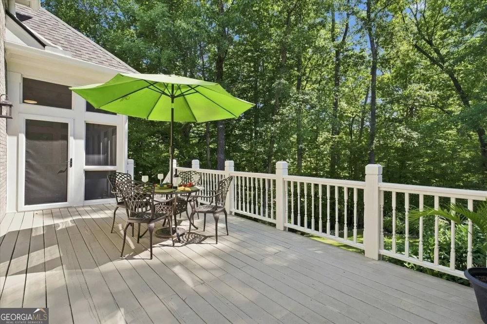 6163 TALMADGE RUN Acworth, GA 30101