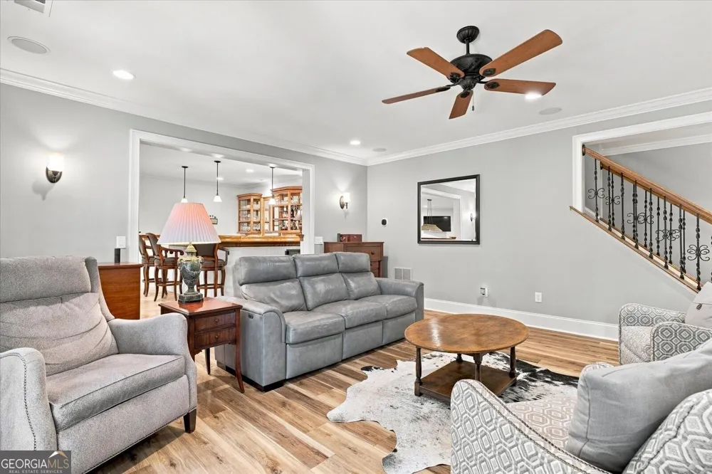6163 TALMADGE RUN Acworth, GA 30101