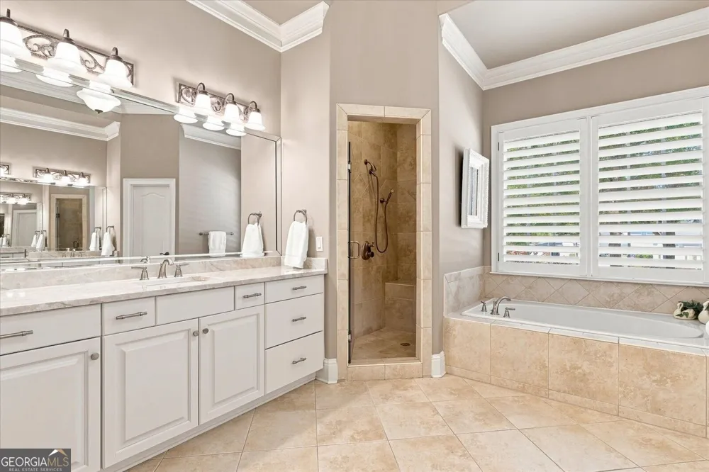 6163 TALMADGE RUN Acworth, GA 30101